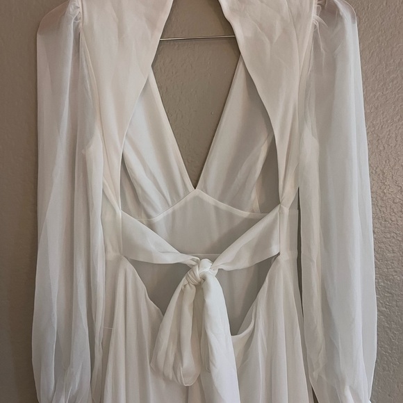 Talk About Divine White Long Sleeve Backless Maxi Dress medium - Picture 7 of 10